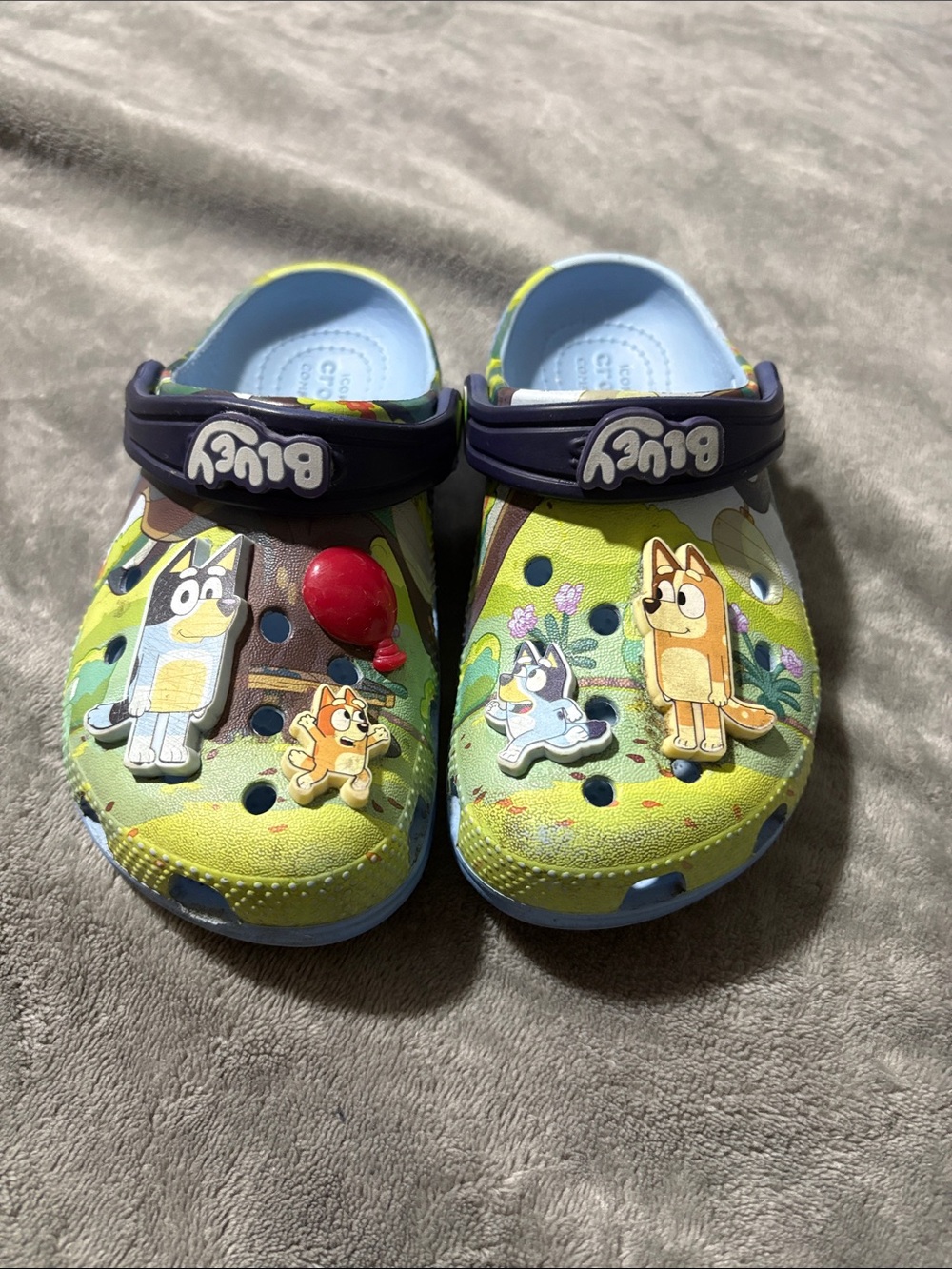 CROCS Kids' Bluey Lime Green Character Clogs